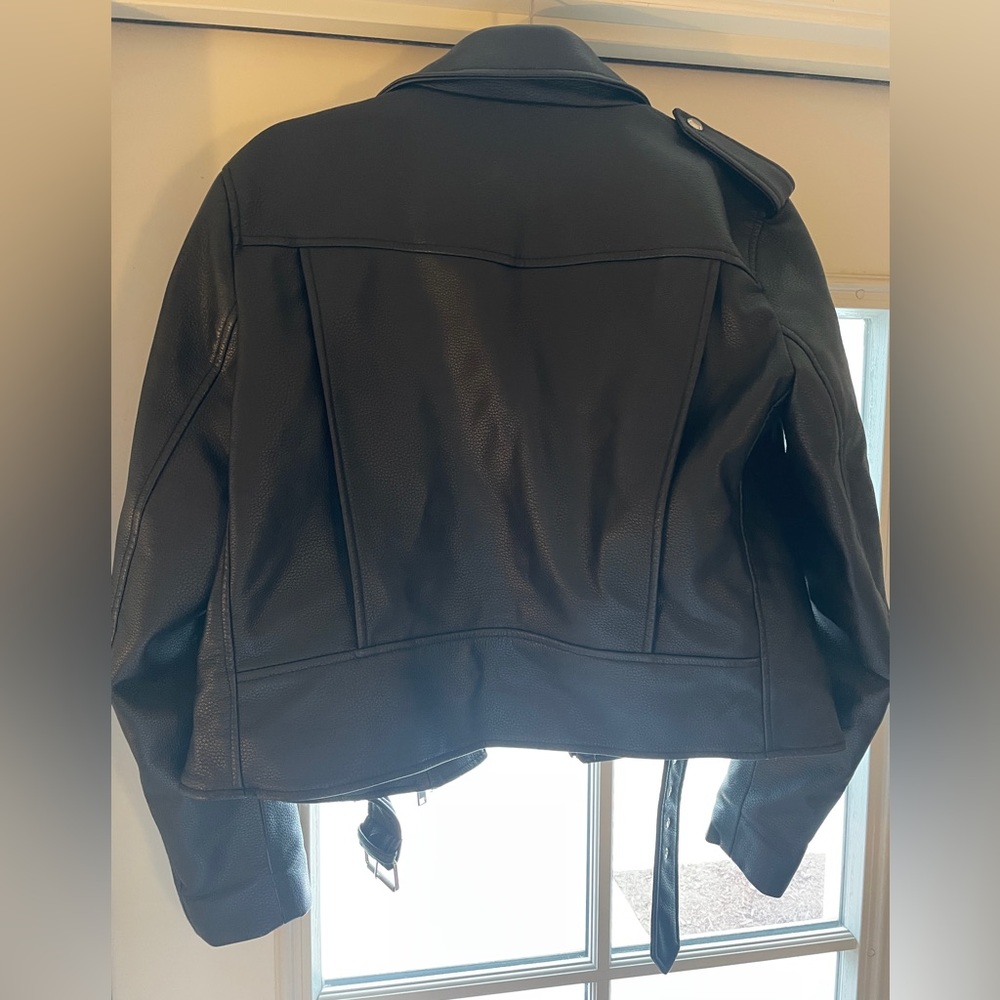Leather Jacket - Picture 4 of 4